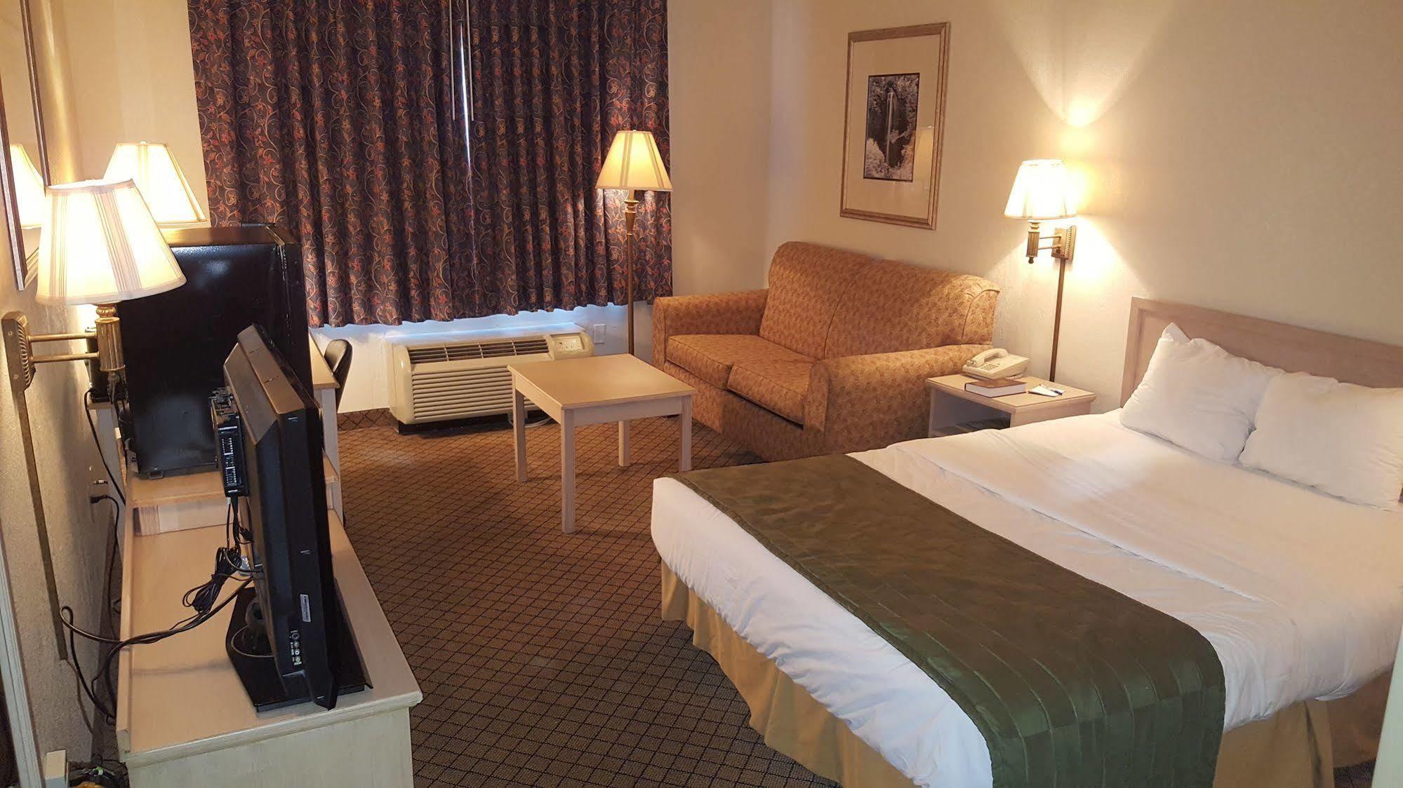 Country & By Radisson, Sevierville-kodak, Tn